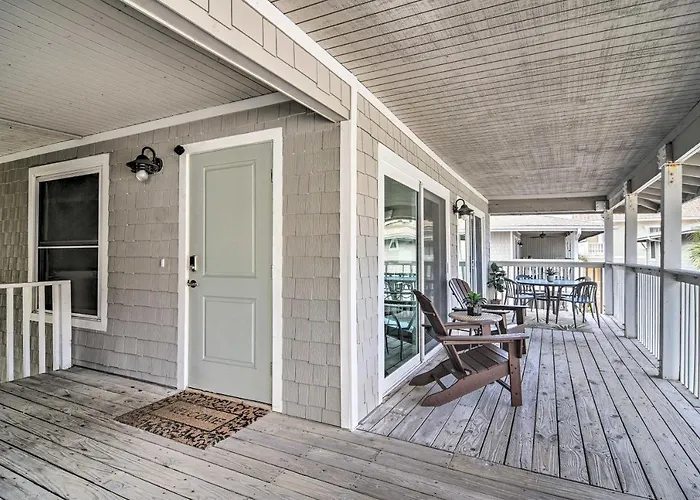 Outdoor Dining, Steps To Indian Shores *